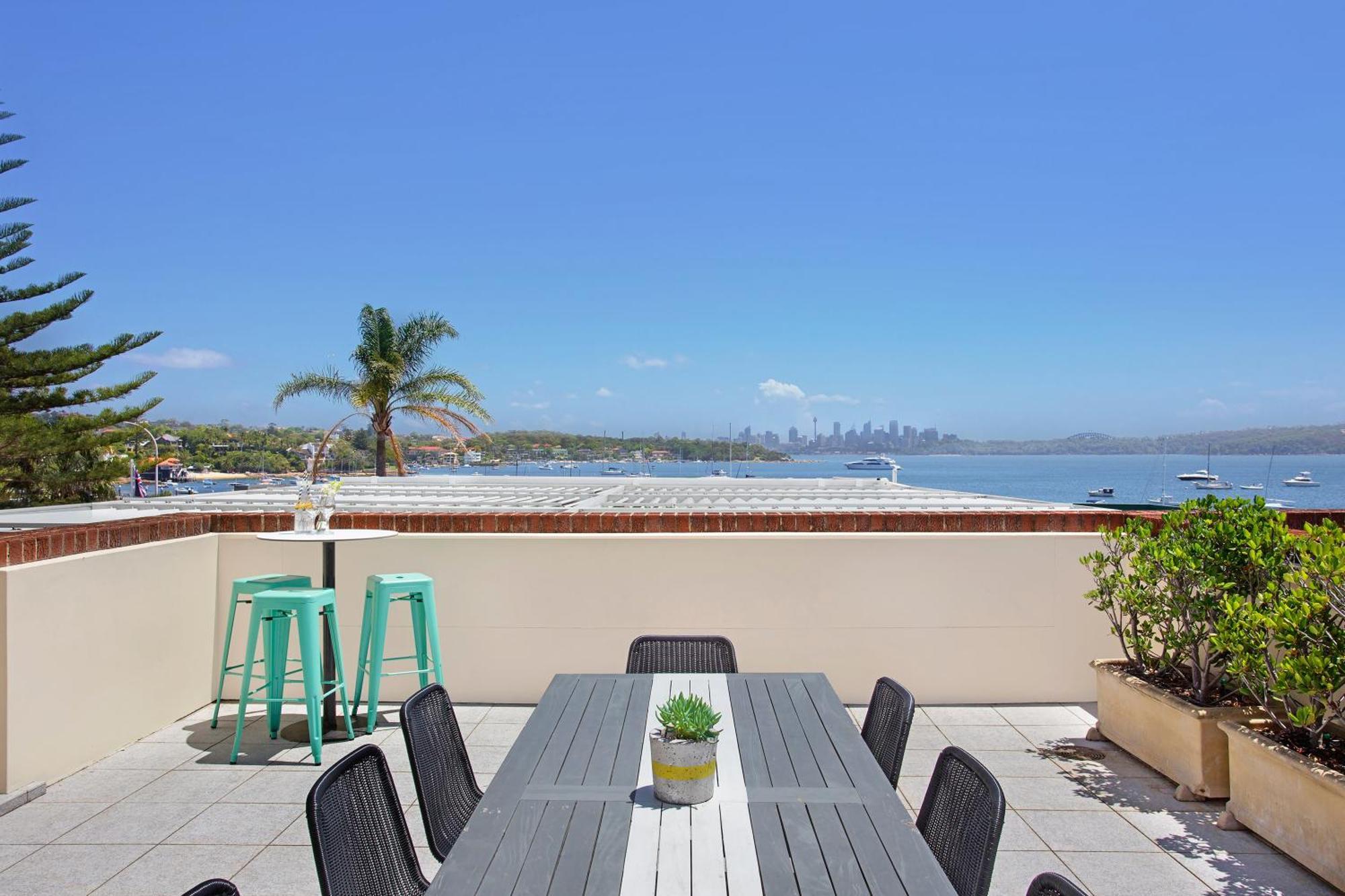 King Suite Terrace Harbour View
